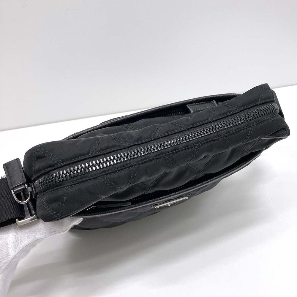Prada Quilted Messenger Crossbody Bag Black - Picture 7 of 12